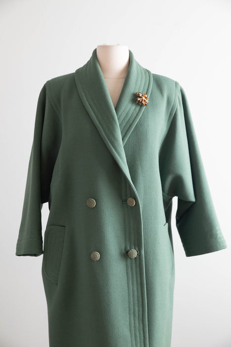 Stunning 1950’s Sage Green Ladies Wool Overcoat / ML