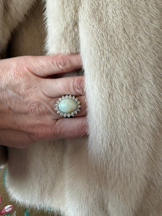 Luxurious 1970's Ivory Pearl Mink Jacket / SM