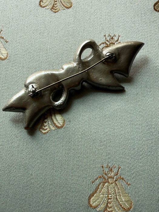 1930s Art Deco Era  Pavé Rhinestone Bow Brooch