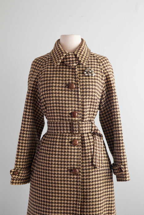 Rare 1950's Ladies Burberrys Wool Houndstooth Trench Coat / Medium