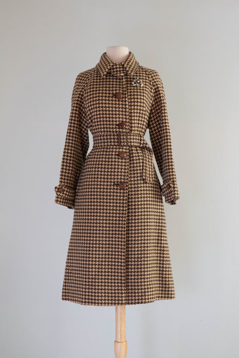 Rare 1950's Ladies Burberrys Wool Houndstooth Trench Coat / Medium