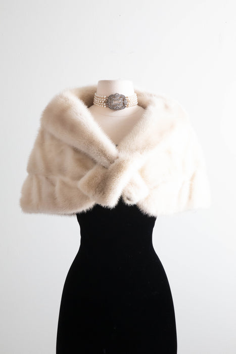 Glamorous 1950's Ivory Pearl Mink Cape / OS