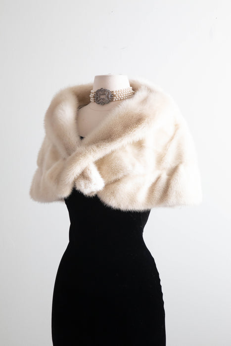 Glamorous 1950's Ivory Pearl Mink Cape / OS