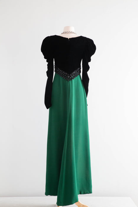 Elegant 1980's Oscar de la Renta Emerald Green & Velvet Regency Evening Gown / Small