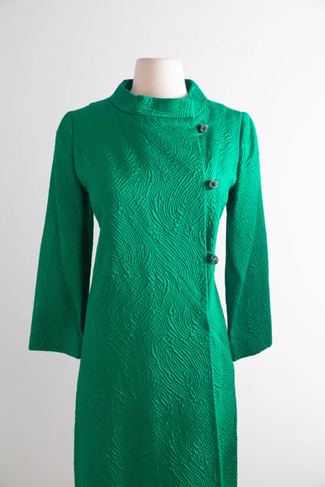 Chic 1960's Emerald Green Brocade Evening Coat / M