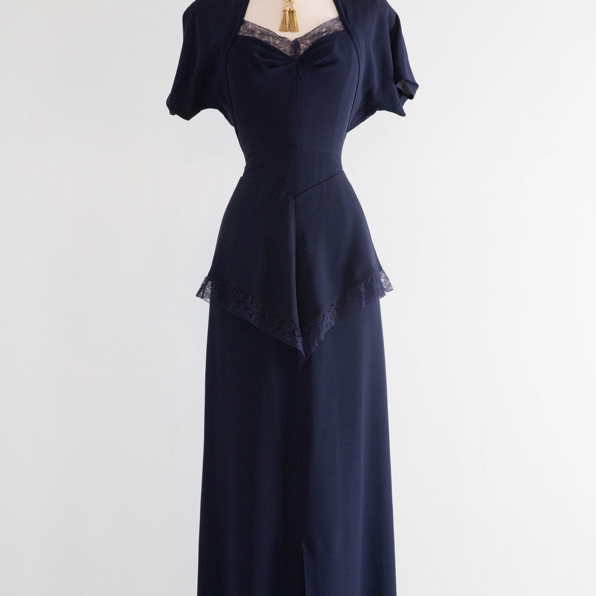 formal elegant 1940s dresses 1940s Formal Dresses, Prom Dresses, Cocktail Dresses History