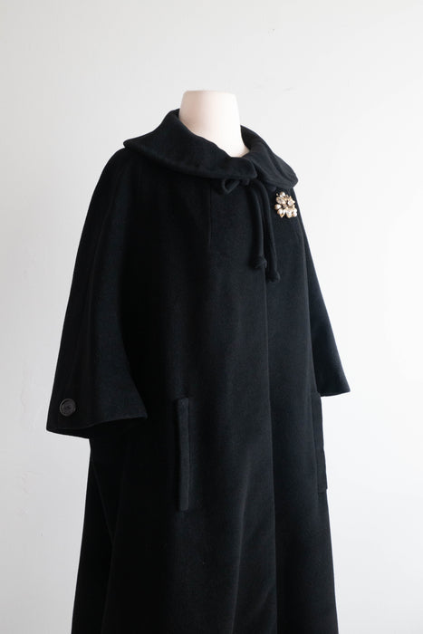 Elegant 1950's Black Cashmere Peter Pan Coat / ML