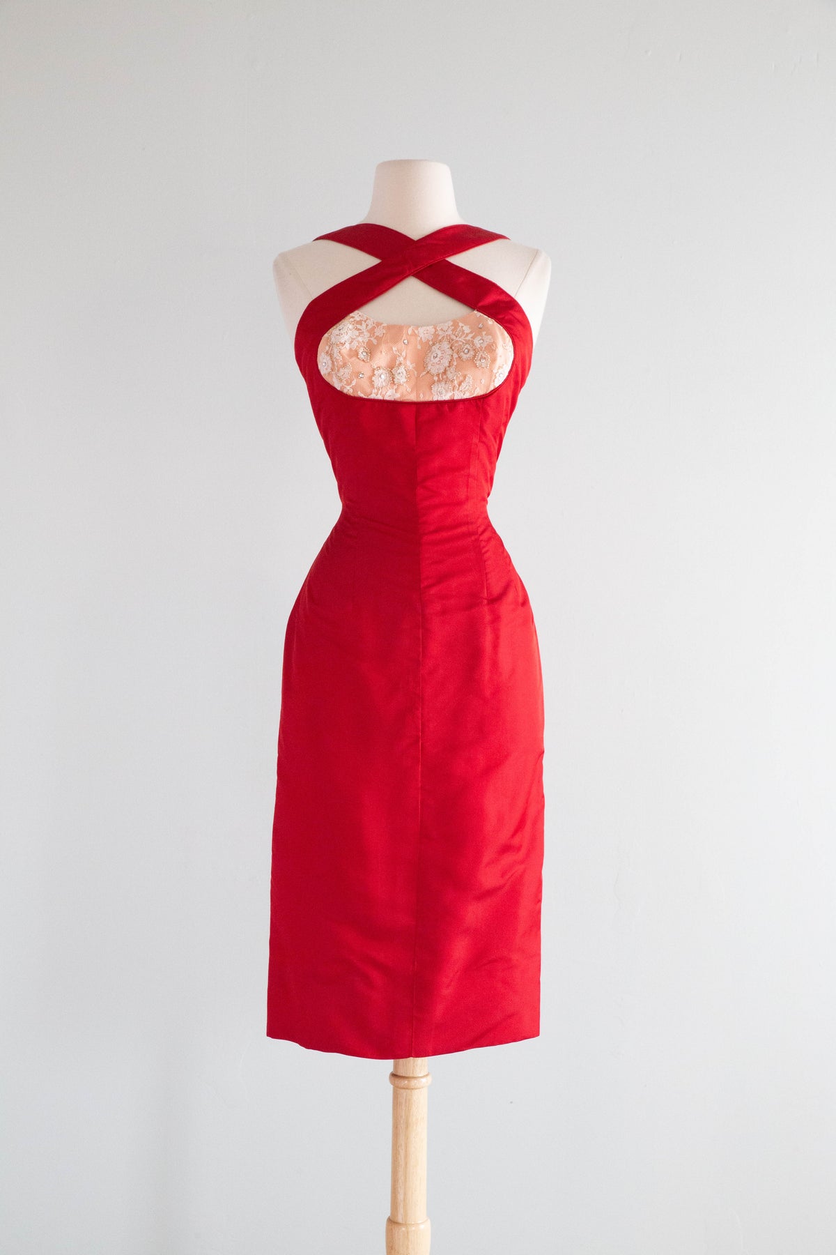 Iconic 1950's Don Loper Crimson Silk Halter Neck Cocktail Dress / Smal Xtabay Vintage Iconic 1950's Don Loper Crimson Silk Halter Neck Cocktail Dress / Smal Xtabay Vintage
