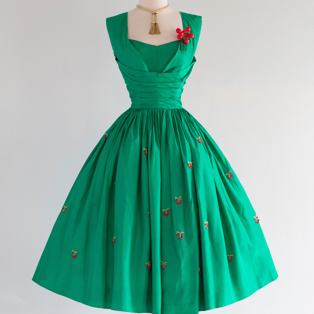 green 1950s dress Vintage Brocade Jerry Gilden Dress- New! Coutura Vintage and dressed 1950's Under The Mistletoe Emerald