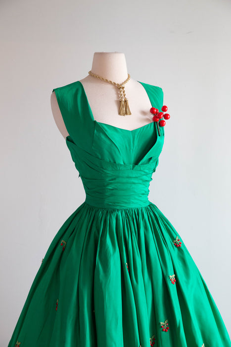 1950’s “Under The Mistletoe” Emerald Green Taffeta Party Dress From Saks / Small