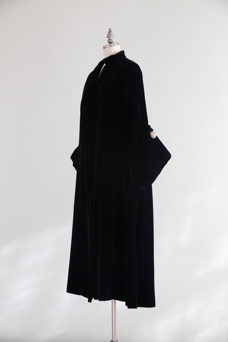 Exquisite 1950's Lilli Ann Black Velvet Swing Coat With Rhinestone Cuffs / ML
