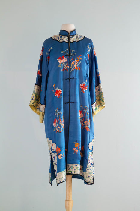 Stunning Circa 1920 Embroidered Chinese Robe In Blue Silk / SM