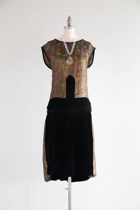 Gorgeous 1920's Holiday Gold Lamé And Black Velvet Flapper Dress / M