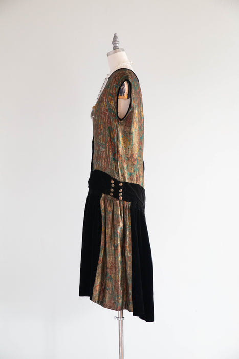Gorgeous 1920's Holiday Gold Lamé And Black Velvet Flapper Dress / M