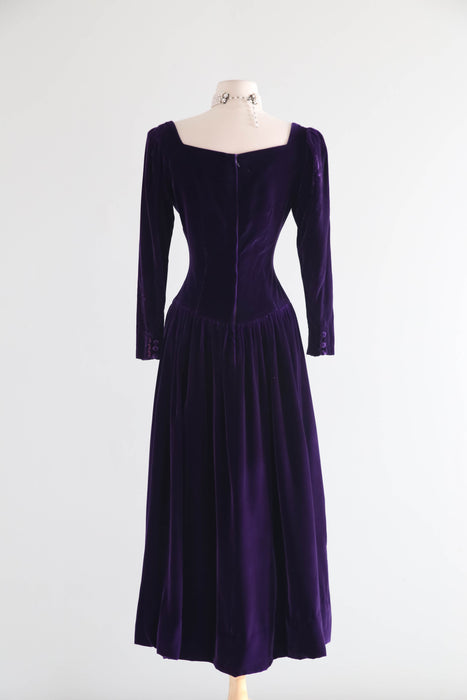 Exquisite Vintage Oscar de la Renta Aubergine Velvet Evening Dress / S