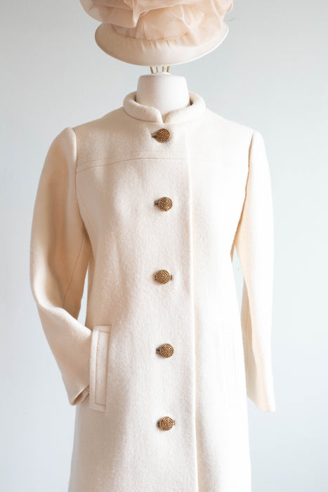 Elegant 1960's Ivory Pearl Wool Structured Coat / Medium