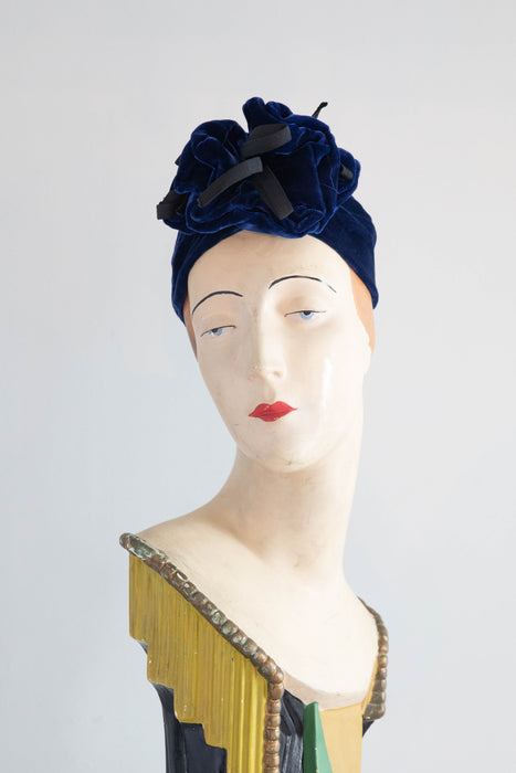 Fantastic 1930's Sapphire Blue Velvet Turban and Matching Handbag Set