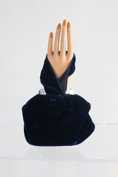 Fantastic 1930's Sapphire Blue Velvet Turban and Matching Handbag Set
