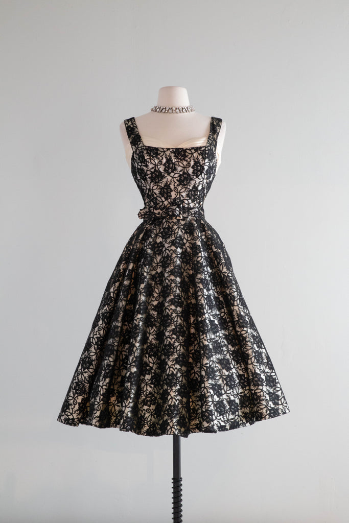 Stunning 1950's Black & Ivory Lace Evening Dress / Small – Xtabay