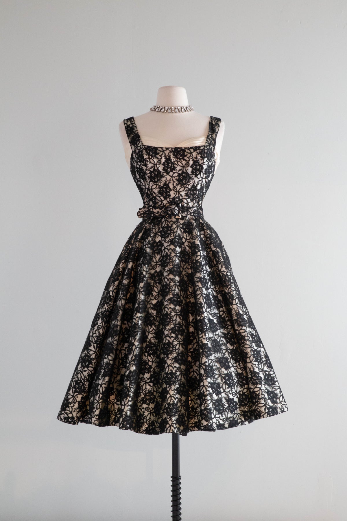 Stunning 1950's Black & Ivory Lace Evening Dress / Small Xtabay Vintage Stunning 1950's Black & Ivory Lace Evening Dress / Small Xtabay Vintage