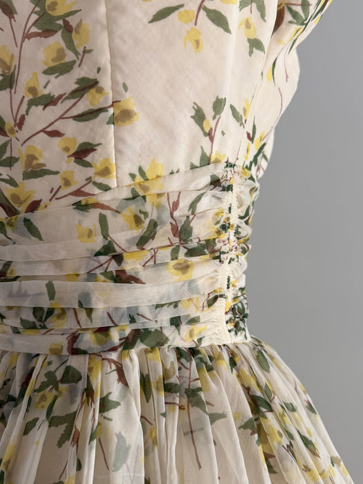Stunning 1950's Jr. Theme Spring Floral Party Dress / Small