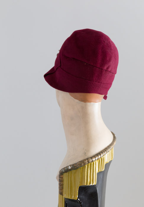 Vintage 1920's Cloche Hat In Red Wine Felt / Small