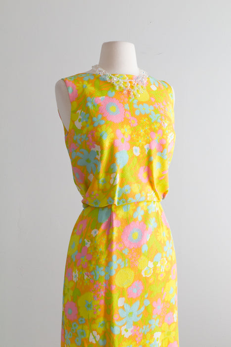 Delightful 1960's Floral Special Occasion Dress / Small