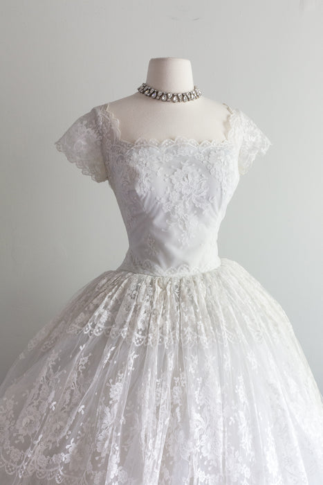 Spectacular 1950's Chantilly Lace Wedding Gown Lined in Pale Blue By Cahill / Medium