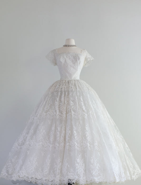 Spectacular 1950's Chantilly Lace Wedding Gown Lined in Pale Blue By Cahill / Medium