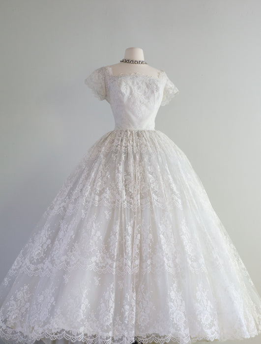 Spectacular 1950's Chantilly Lace Wedding Gown Lined in Pale Blue By Cahill / Medium