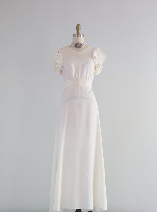 Vintage 1930's Clair de Lune Wedding Gown With Tiered Train / Small