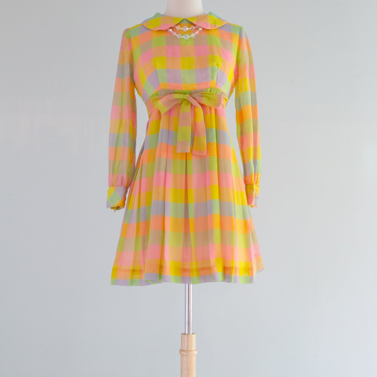Iconic 1960's Pastel Rainbow MOD Baby Doll Mini Dress / Small – Xtabay Vintage