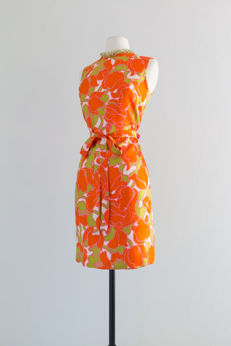 Fabulous 1960's Bold Citrus Floral Print Shift Dress / Small