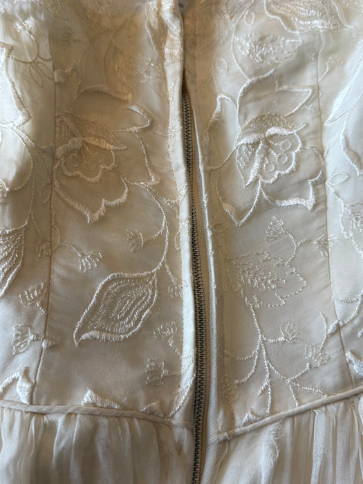 Romantic 1950's Embroidered Wild Rose Chiffon Ivory Wedding Dress / M