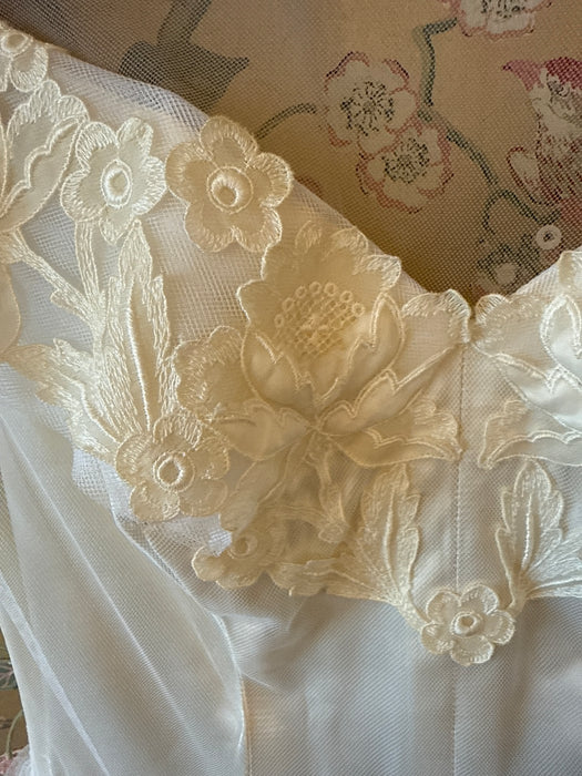 Exquisite Vintage 1950’s Ballet 🩰 Length Wedding Dress / S