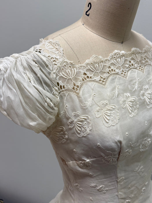 Beautiful 1950's Cotton Eyelet Tea Length Wedding Dress With Scalloped Hem / XS