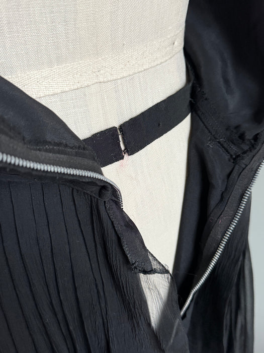 Sublime Late 1950’s Mollie Parnis Silk Chiffon Cocktail Dress / M