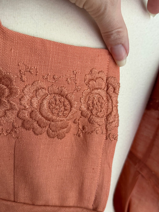 Fabulous 1950's Coral Dahlia Embroidered Linen Wiggle Dress By Carlye / SM