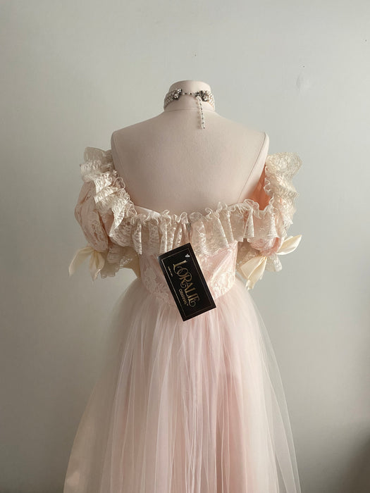 The Dreamiest Vintage Loralie 1980’s Romantic Heroine Fantasy Gown with Lace and Bows / small