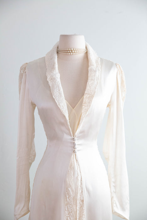 Sublime 1930’s Wedding Coat With Lace Insets and Train / SM