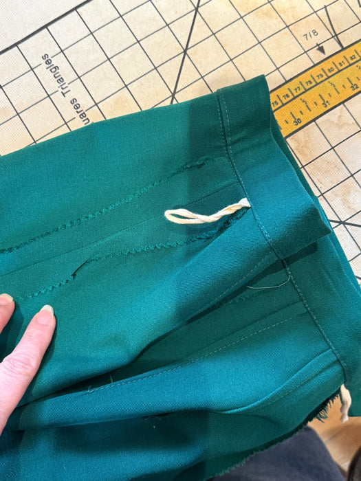 Rare 1940’s Emerald Green Gabardine Two Piece Suit Attributed to Lilli Ann / Small