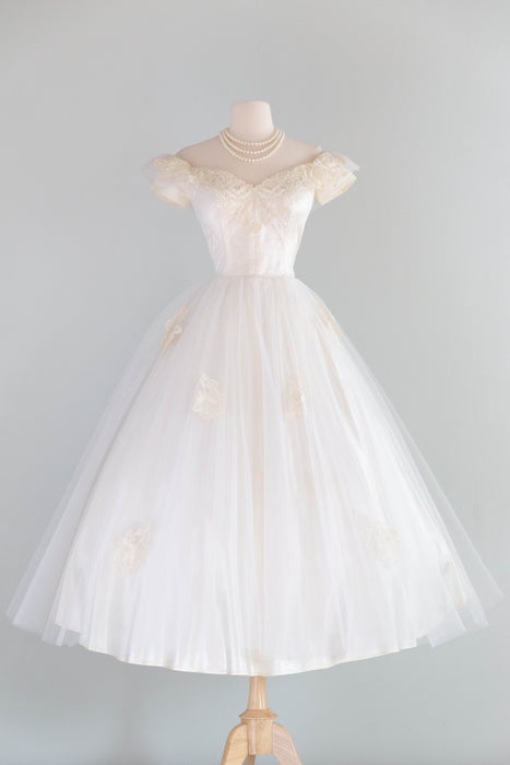 Exquisite Vintage 1950’s Ballet 🩰 Length Wedding Dress / S
