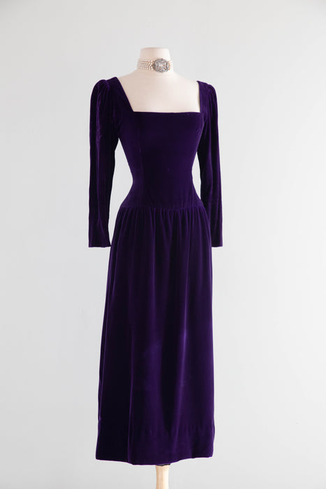 Exquisite Vintage Oscar de la Renta Aubergine Velvet Evening Dress / S