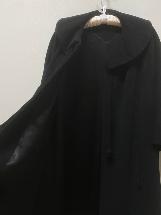 Elegant 1950's Black Cashmere Peter Pan Coat / ML