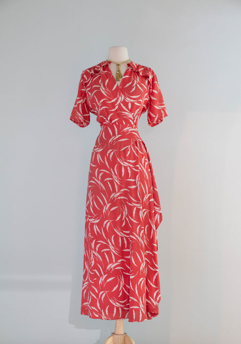 Glamorous 1940's Saybury Cold Rayon Dressing Gown In Coral Red / SM