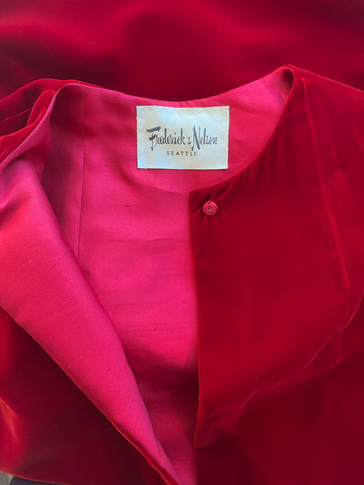 Chic 1960's Red Velvet Short Sleeved Evening Coat / Medium