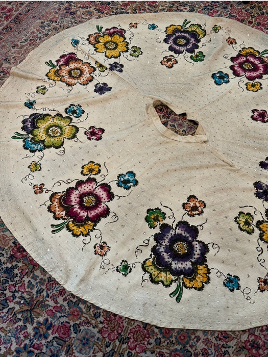 Exquisite 1950's Hand Painted Mexican Circle Skirt With Sequined Flowers / SM