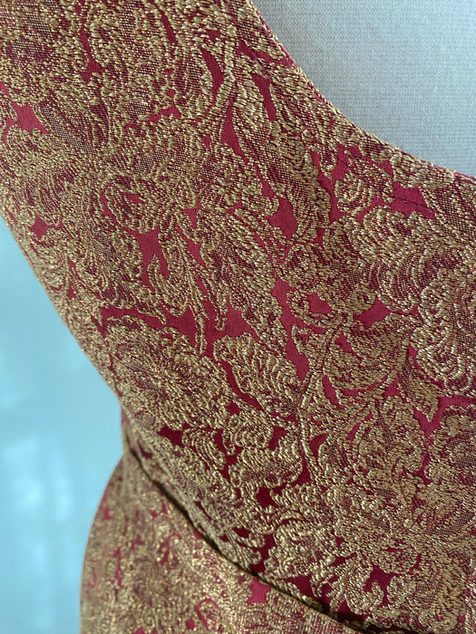 Stunning 1960's Metallic Red & Gold Brocade Evening Gown By Dynasty / Medium
