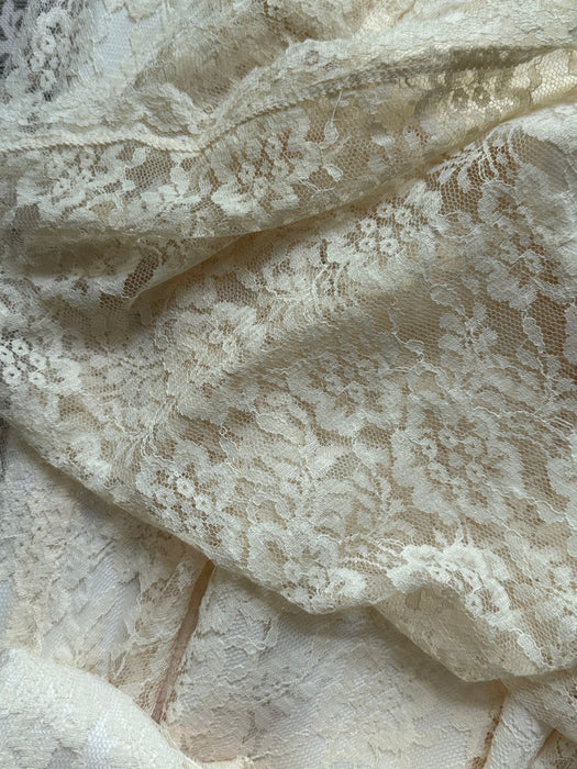 Romantic 1970's Gunne Sax Ivory Lace Bridal Dress / XS