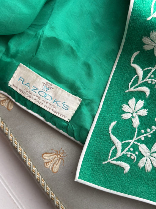 Gorgeous 1960's Kelly Green Hand Embroidered Lambswool Cardigan From Razooks / M